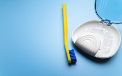 Can You Use Zyn or Nicotine Pouches With Invisalign?